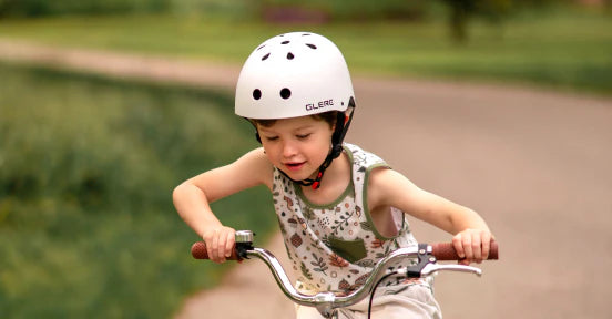 a boy with glerc helmet