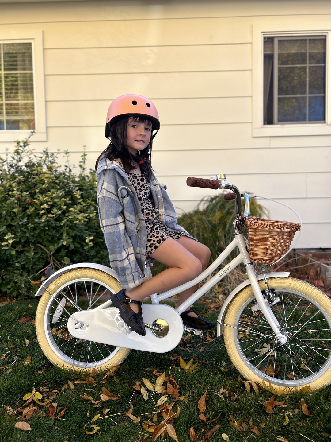 Little Riders on the Street Adventure: Teaching Kids to Observe and Judge Traffic Safety