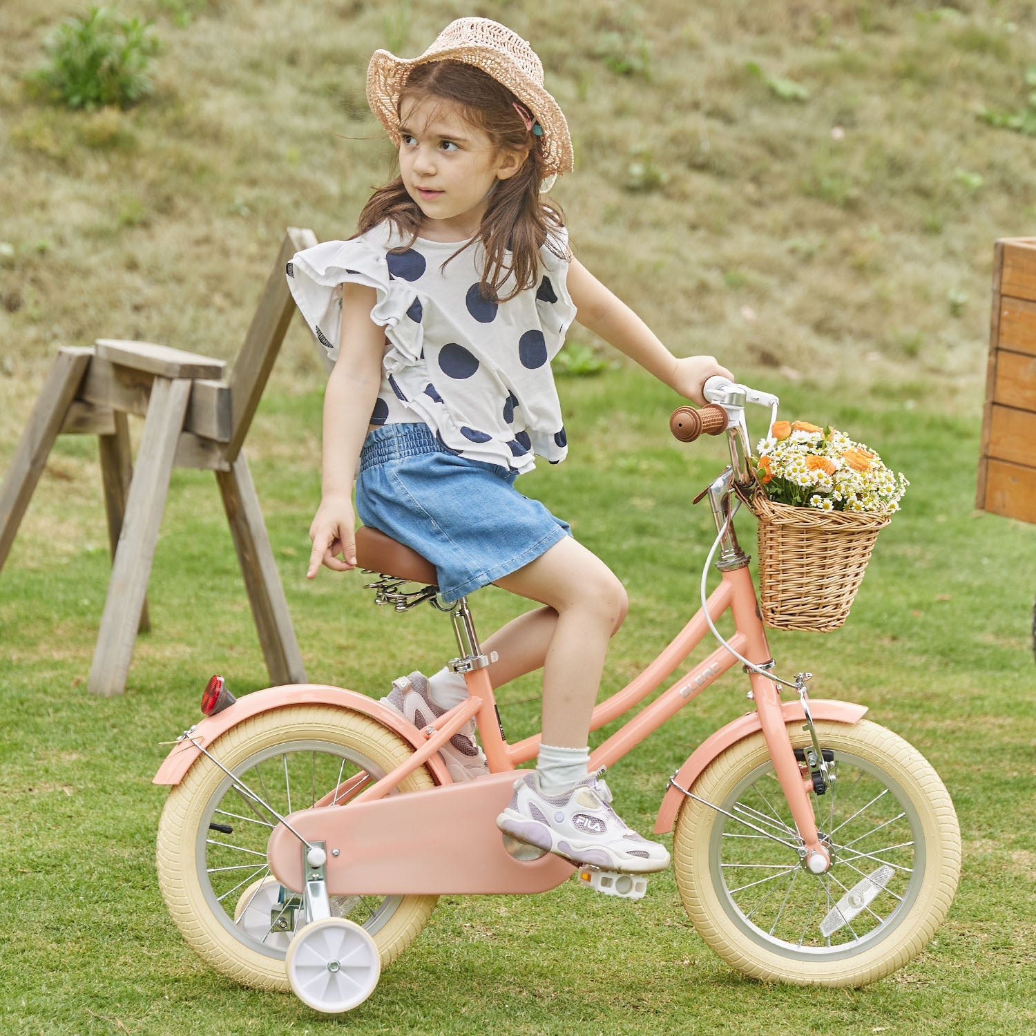 Glerc Retro Style Bikes with Stabilisers and Basket GlercBikesUK